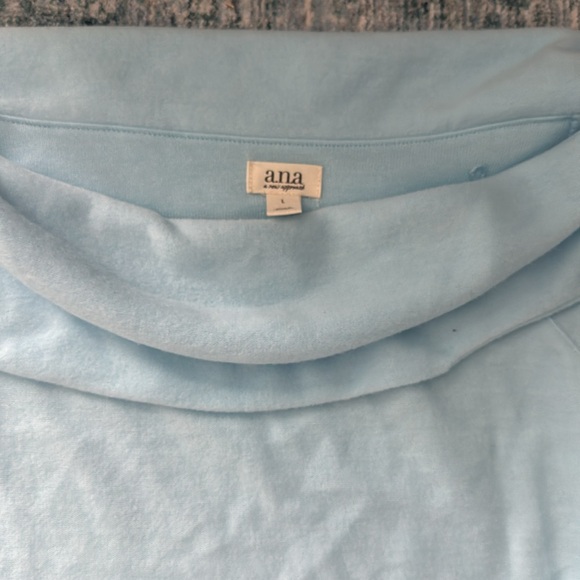 NWT OFF THE SHOULDER LIGHT BLUE BLOUSE - Picture 2 of 3